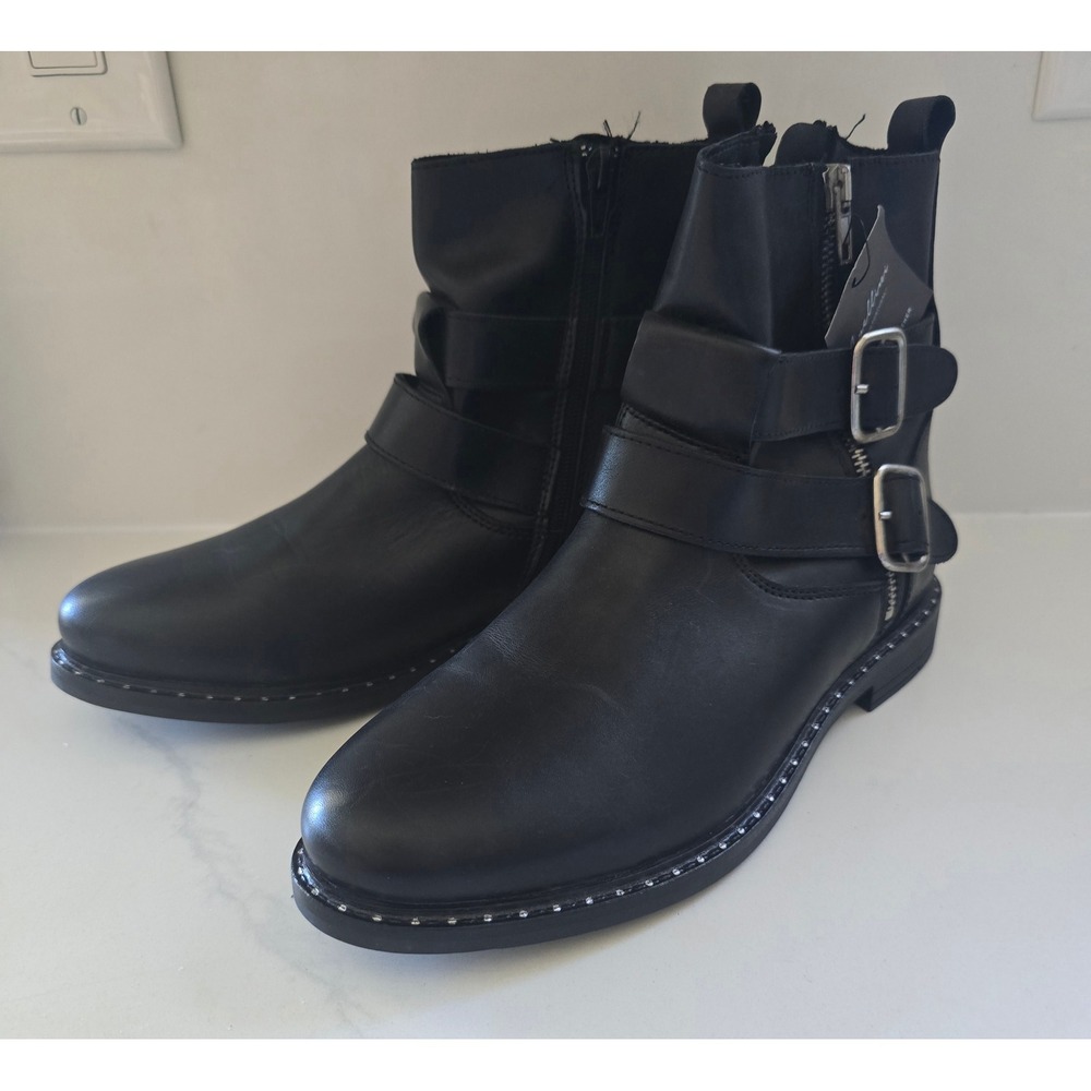 New With Tag Avellini Black Leather Double Buckle Moto Ankle Boots Womens 8.5